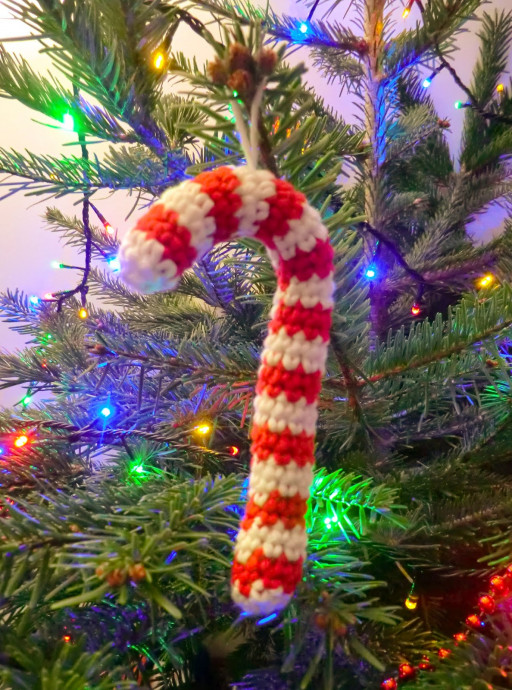 Create Your Own Crochet Candy Cane: A Festive Holiday Project Create Your Own Crochet Candy Cane: A Festive Holiday Project