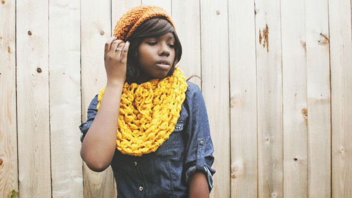 Create Your Own Elegant Crochet Golden Drawstring Scarf: A Step-by-Step Guide Create Your Own Elegant Crochet Golden Drawstring Scarf: A Step-by-Step Guide
