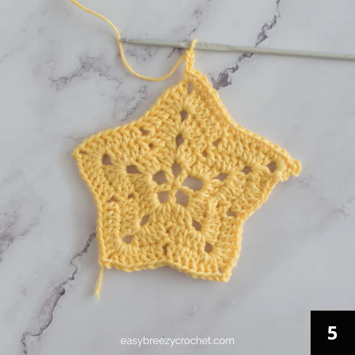 Create a Beautiful Crochet Star Coaster - Step-by-Step Instructions for Beginners and Experts