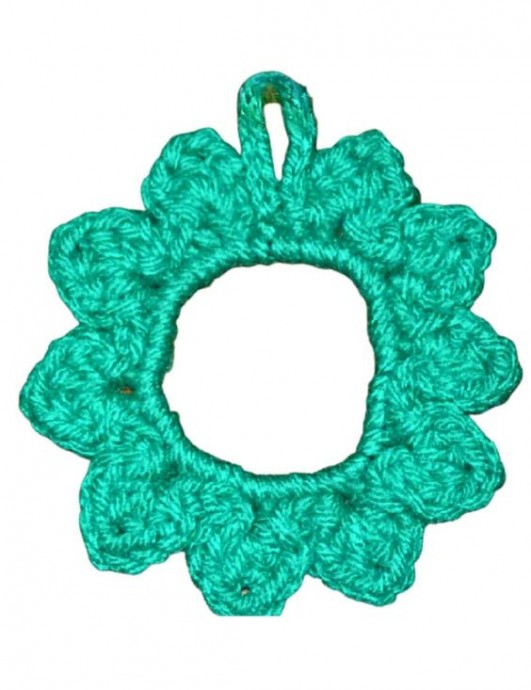 Crochet a Christmas Tree Wreath Ornament Crochet a Christmas Tree Wreath Ornament