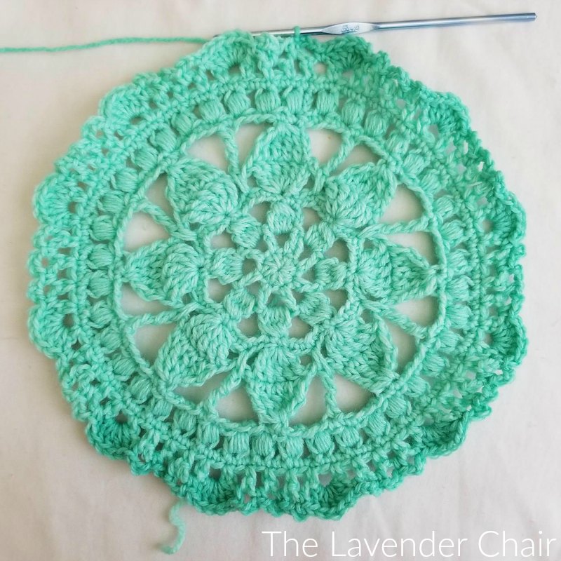 Create Your Own Stunning Crochet Dreamcatcher Mandala Wall Hanging for a Bohemian Vibe