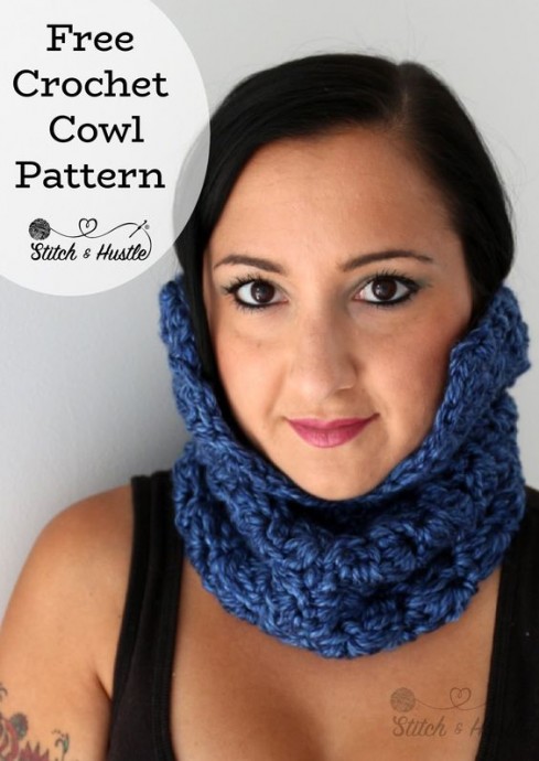 Crochet Mountaineer Cozy Cowl Free Crochet Pattern