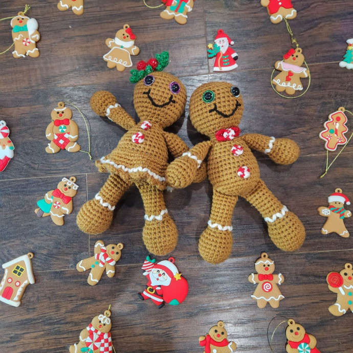 Create Adorable Crochet Gingerbread Buddies Amigurumi for a Festive Holiday Decor Create Adorable Crochet Gingerbread Buddies Amigurumi for a Festive Holiday Decor