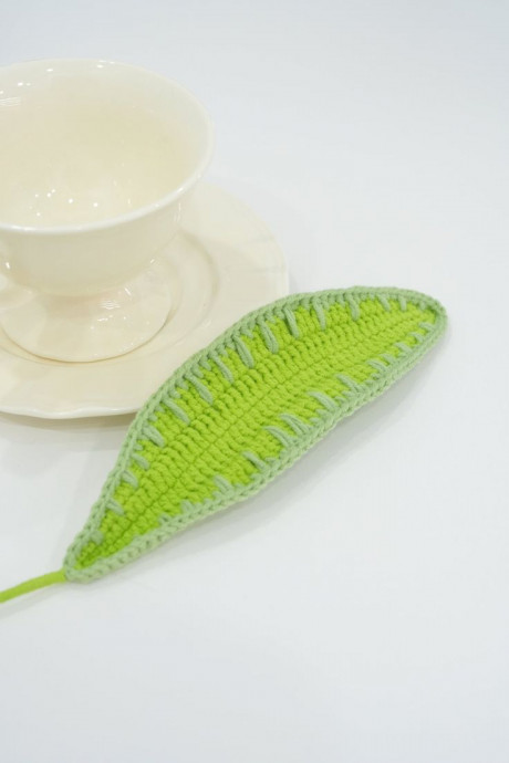 Create Beautiful Crochet Cordyline Terminalis Leaf - Step-by-Step Guide and Materials Create Beautiful Crochet Cordyline Terminalis Leaf - Step-by-Step Guide and Materials