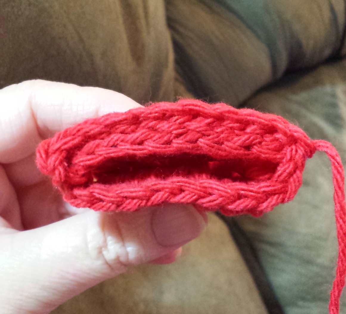 Create Cozy Snowball Microwave Mitts: A Fun Crochet Pattern for Winter Fashion and Functionality