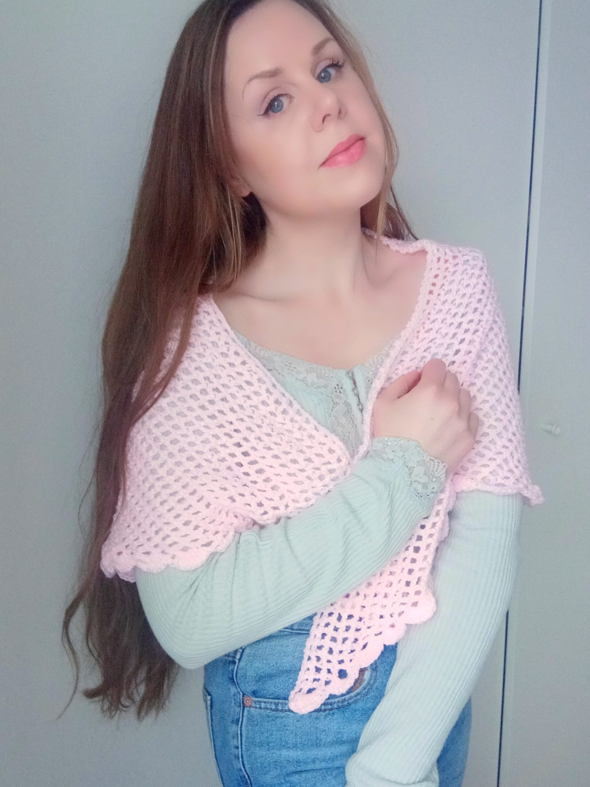 Create Elegance with the Crochet Rose Whisper Shawl: A Beginner's Guide to Stylish Accessories