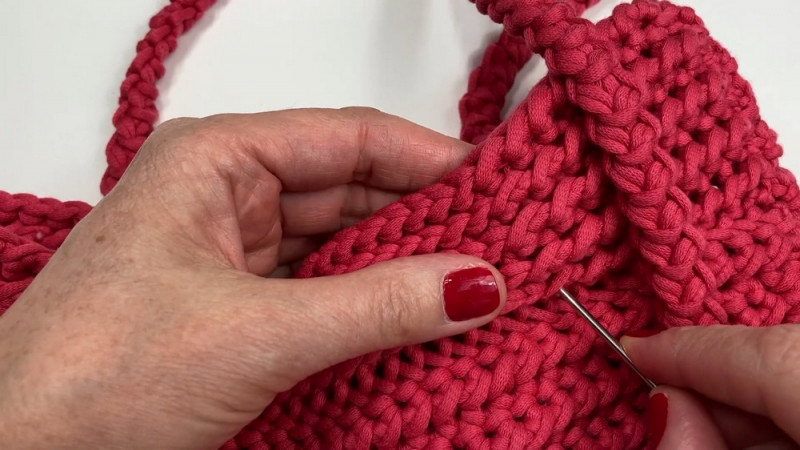 Create Your Stylish and Sustainable Crochet Market Bag with Ease