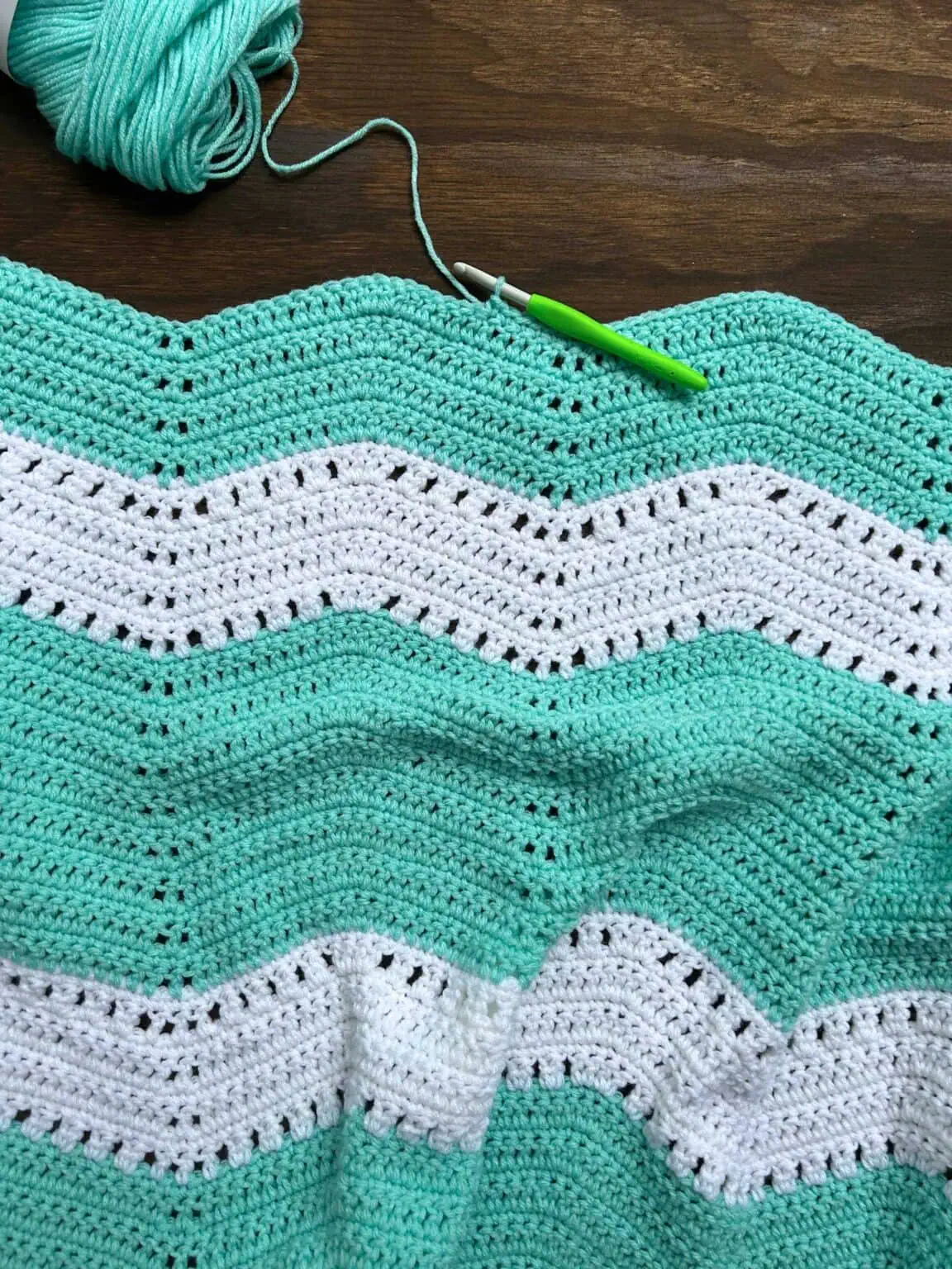 Crochet Bayside Breeze Throw Blanket - Easy Pattern and Materials Guide