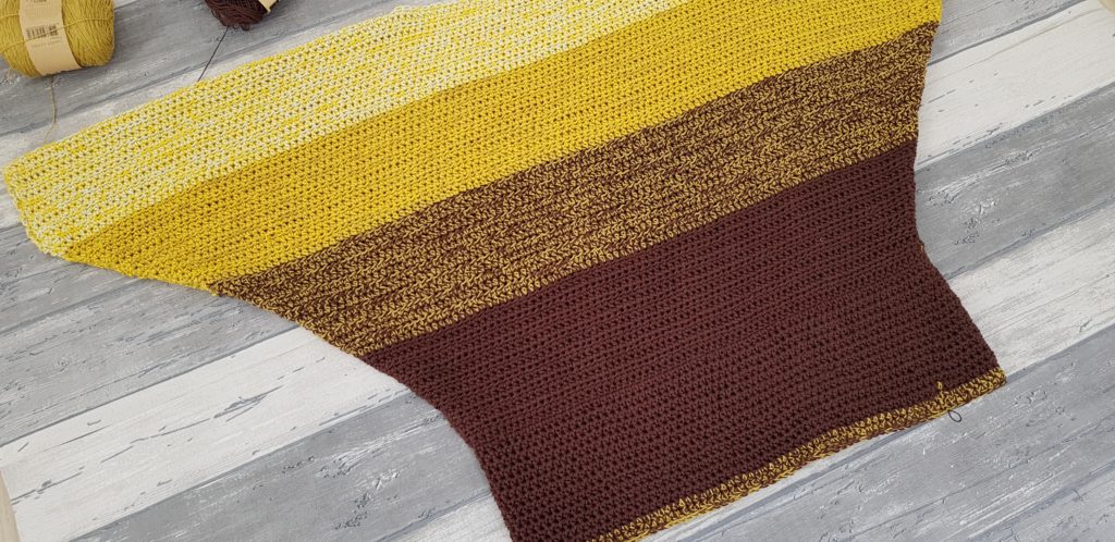 Crochet Fall Colors Dress: Create Your Autumn Wardrobe Staple with Style and Comfort