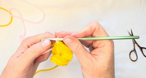Crochet Flower Bookmark