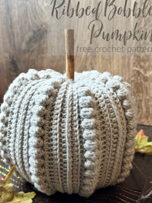 Crochet Ribbed Bobble Pumpkin (Free Pattern)