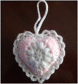 Create Adorable Crochet Sweet Lacy Hearts for the Perfect DIY Project