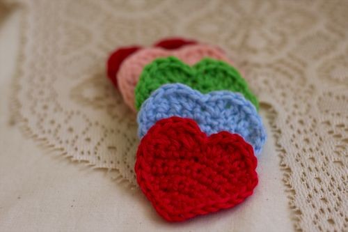 Create Adorable Crochet Heart Appliques for Your Craft Projects Create Adorable Crochet Heart Appliques for Your Craft Projects