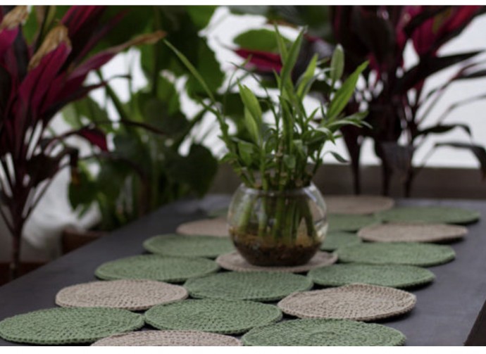 Beautiful Table Runner with a Tropical Flare