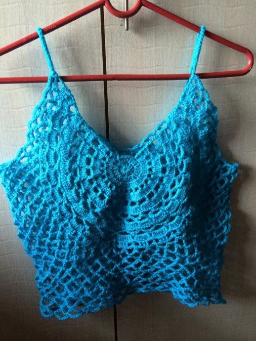 Crochet Circle Crop Top: Your New Favorite Summer Staple for Bohemian Style
