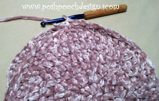 Create Your Own Adorable Crochet Velvet Bunny Pillow – Easy DIY Tutorial