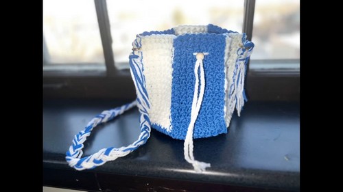 Create Your Own Stylish Crochet Cross-Body Bag With Strap &ndash; A Step-by-Step Guide