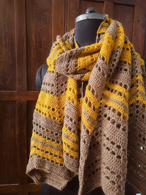 Create Your Own Stylish Crochet Ripple Stitch Scarf – A Unique DIY Project