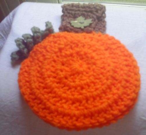 Create Your Own Crochet Pumpkin Towel Topper - A Festive Fall Kitchen Decoration Create Your Own Crochet Pumpkin Towel Topper - A Festive Fall Kitchen Decoration
