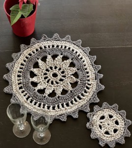 Elegant Crochet Table Placemat and Coasters Pattern for Sophisticated Dining Experience