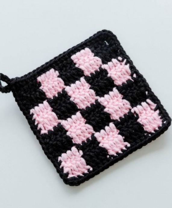 Crochet Plaid Coaster (Free Pattern)