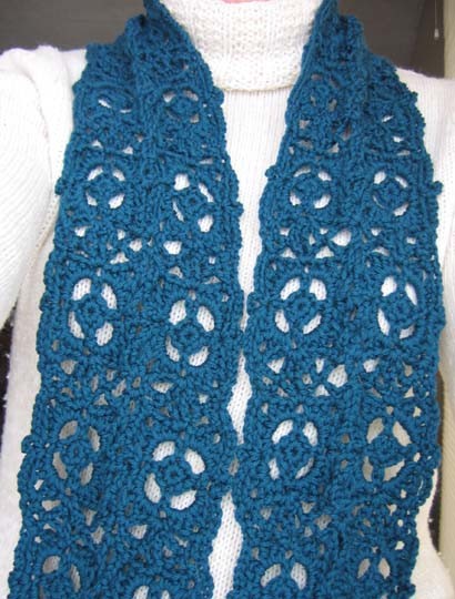 Crochet Old World Scarf