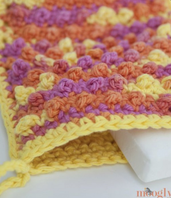 Free Crochet Pattern: Pampering Picots Bath Mitt
