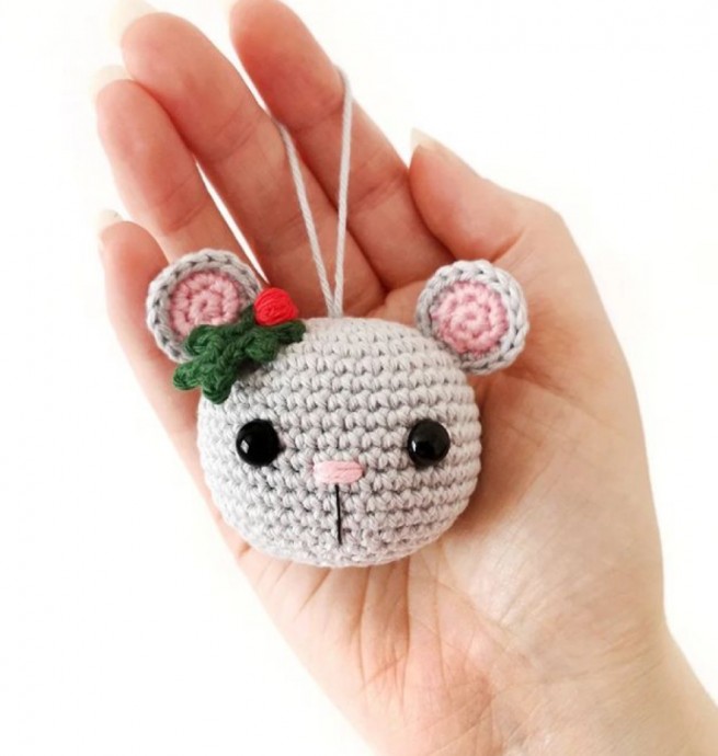 Crochet Mouse Ornament