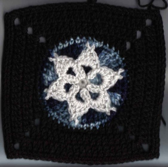 Crochet Starry Snowflake Square