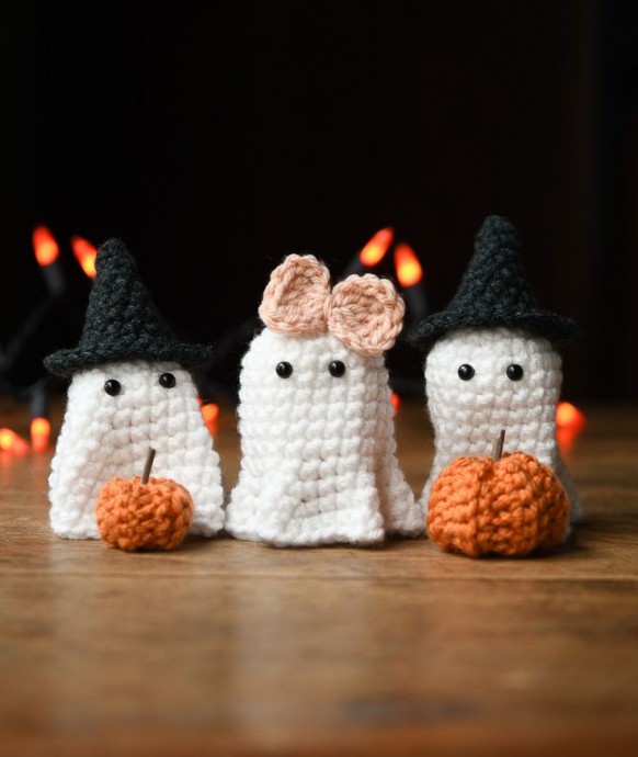 Create Your Own Adorable Crochet Cutie Ghost for Halloween Decor Create Your Own Adorable Crochet Cutie Ghost for Halloween Decor