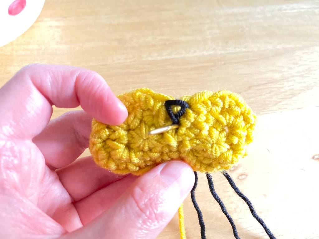 Crochet Lion Lovey Puppet: A Whimsical Companion for Kids