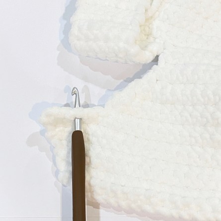 Create Your Own Adorable Handmade Crochet Polar Bear with This Comprehensive Guide