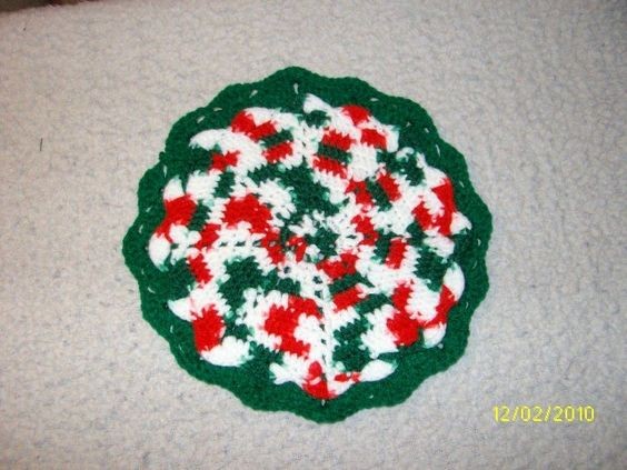 Create Enchanting Crochet Christmas Doilies for Your Holiday Decor