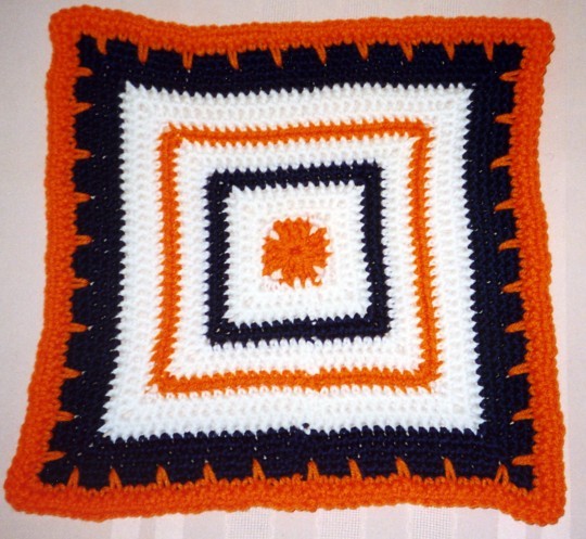 Crochet Football Team Color Dishcloth: A Fun and Unique Kitchen Project Crochet Football Team Color Dishcloth: A Fun and Unique Kitchen Project