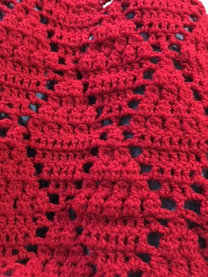 Create a Stunning Crochet Red Diamonds Blanket for Cozy Nights