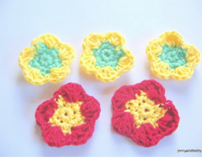 Free Crochet Flower Pattern