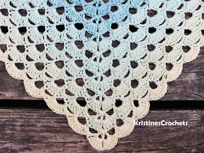 Crochet Your Own Simple &amp; Elegant Triangle Shawl - A Step-by-Step Guide for All Skill Levels