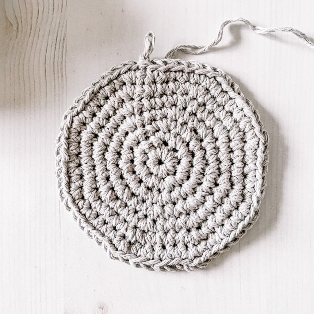 Create Your Own Basket of Eternal Greenery: A Step-by-Step Crochet Guide