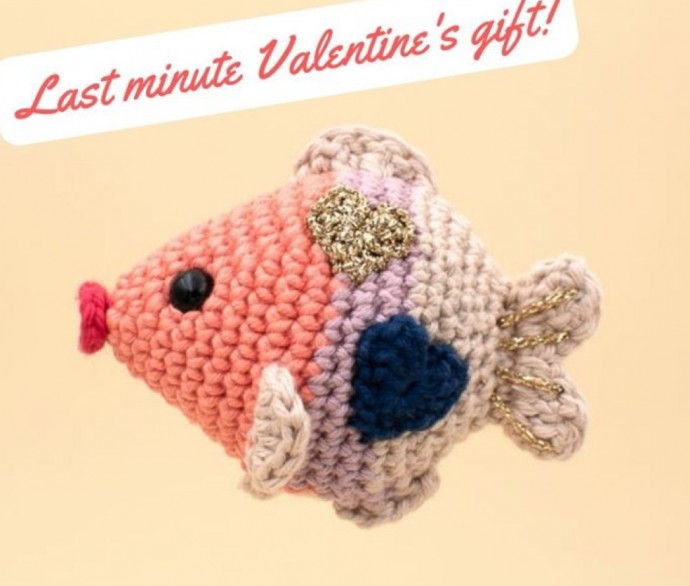 Crochet Kissing Fish Amigurumi