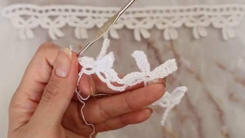 Crochet Bow Choker