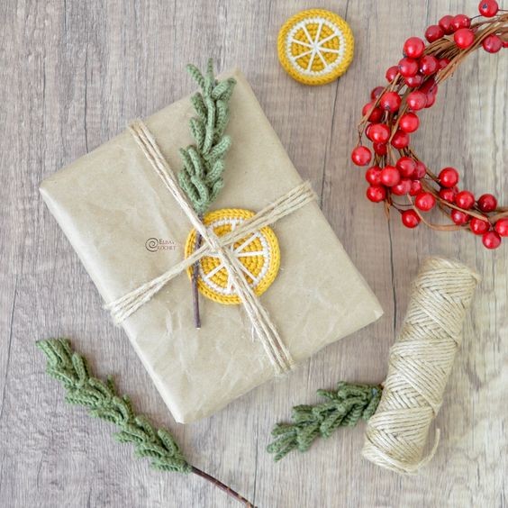 Creative Crafting: How to Crochet Pine Twigs and Lemon Slices for Natural Home Decor Creative Crafting: How to Crochet Pine Twigs and Lemon Slices for Natural Home Decor