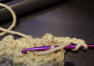 Create a Luxurious Crocheted Washcloth with Durable Yarn - A Step-by-Step Guide