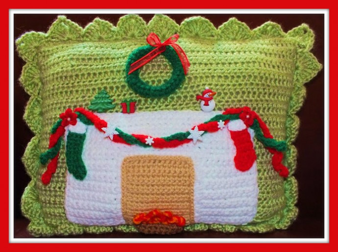 Create Festive Crochet Christmas Pillows for Your Holiday Decor Create Festive Crochet Christmas Pillows for Your Holiday Decor