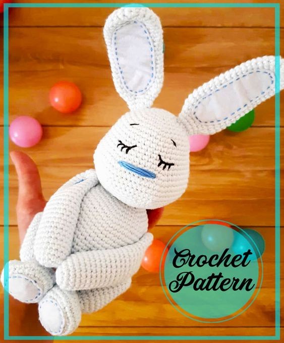 Crochet White Bunny Amigurumi