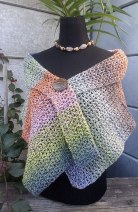 Lacy V-Stitch Shawl Crochet Pattern