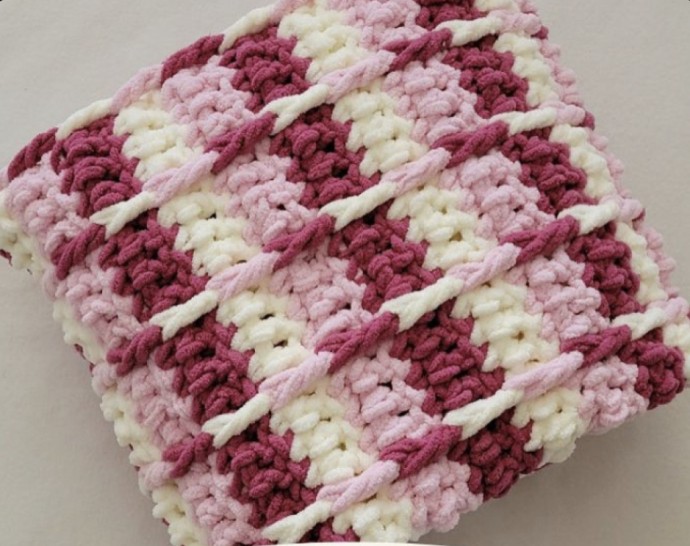 Create Your Own Cozy Crochet Ridgeline Blanket with This Pattern Create Your Own Cozy Crochet Ridgeline Blanket with This Pattern