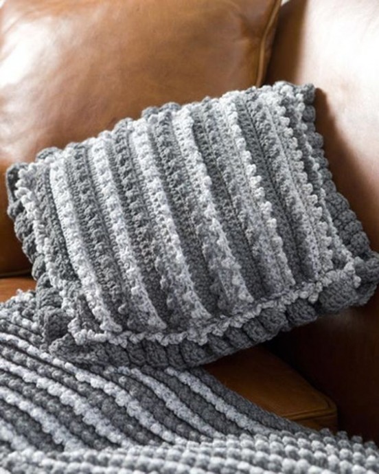 Create Your Own Crochet Millenium Loop Pillow: A Stylish Home Decor Guide Create Your Own Crochet Millenium Loop Pillow: A Stylish Home Decor Guide