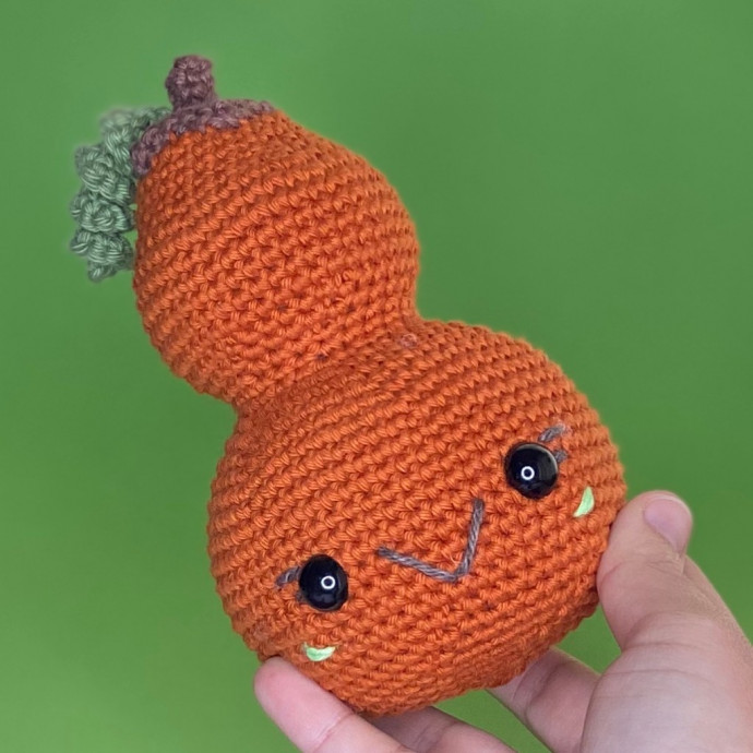 Create Your Own Crochet Gwen the Gourd: A Fun Fall Decoration for All Skill Levels Create Your Own Crochet Gwen the Gourd: A Fun Fall Decoration for All Skill Levels