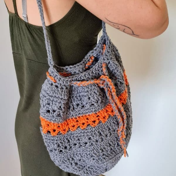 Create Your Own Crochet Bucket Bag: A Step-by-Step Guide with Materials, Instructions, and Tips