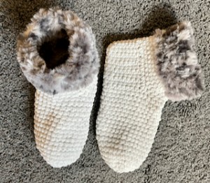 Crochet Cosy Furry Slipper Booties